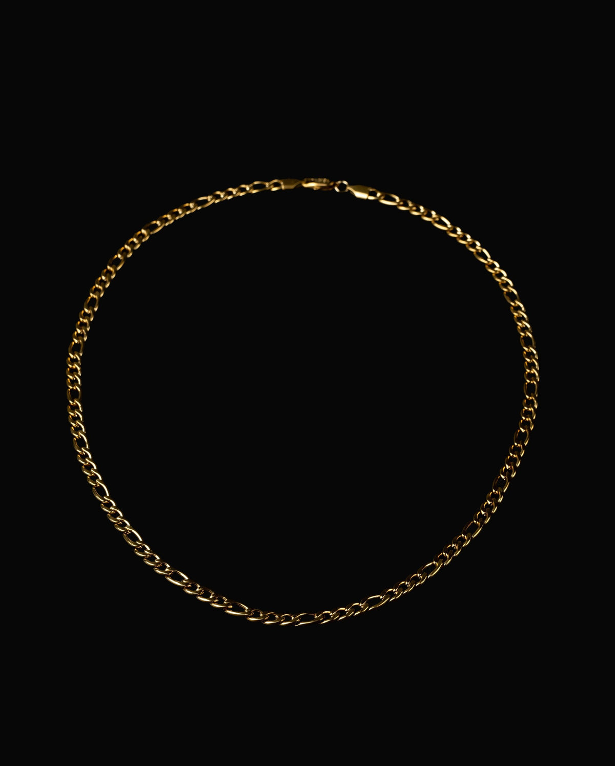 BLCKKRWN Figaro chain in 18K gold finish, full necklace alternate view